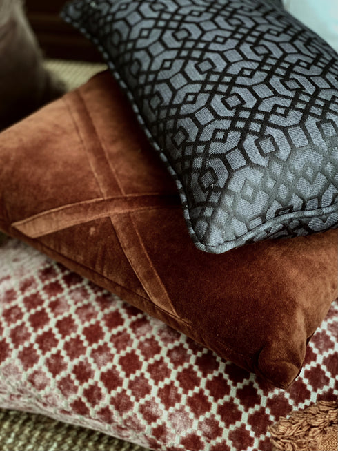 Feliz, Cushion Cover, H30xW50cm, Anthracite, Piping