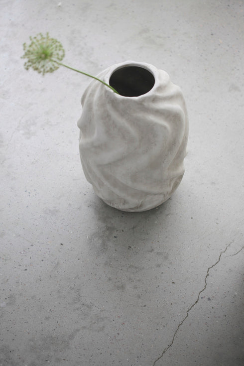 Movimento, Vase, dia37,5xH64cm, Sand