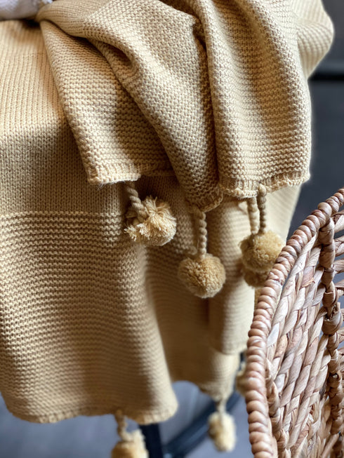 Valencia, Throw, H130xW150cm, Honey, Pom Poms